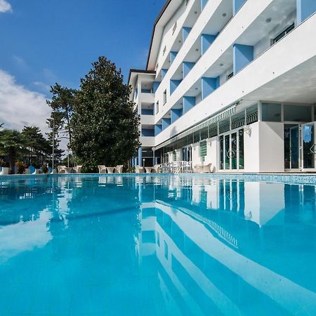 Hotel Olympia Линяно Сабиадоро Екстериор снимка