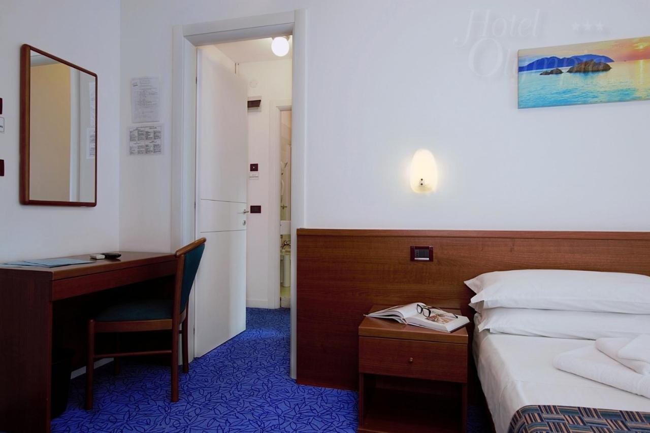 Hotel Olympia Линяно Сабиадоро Екстериор снимка
