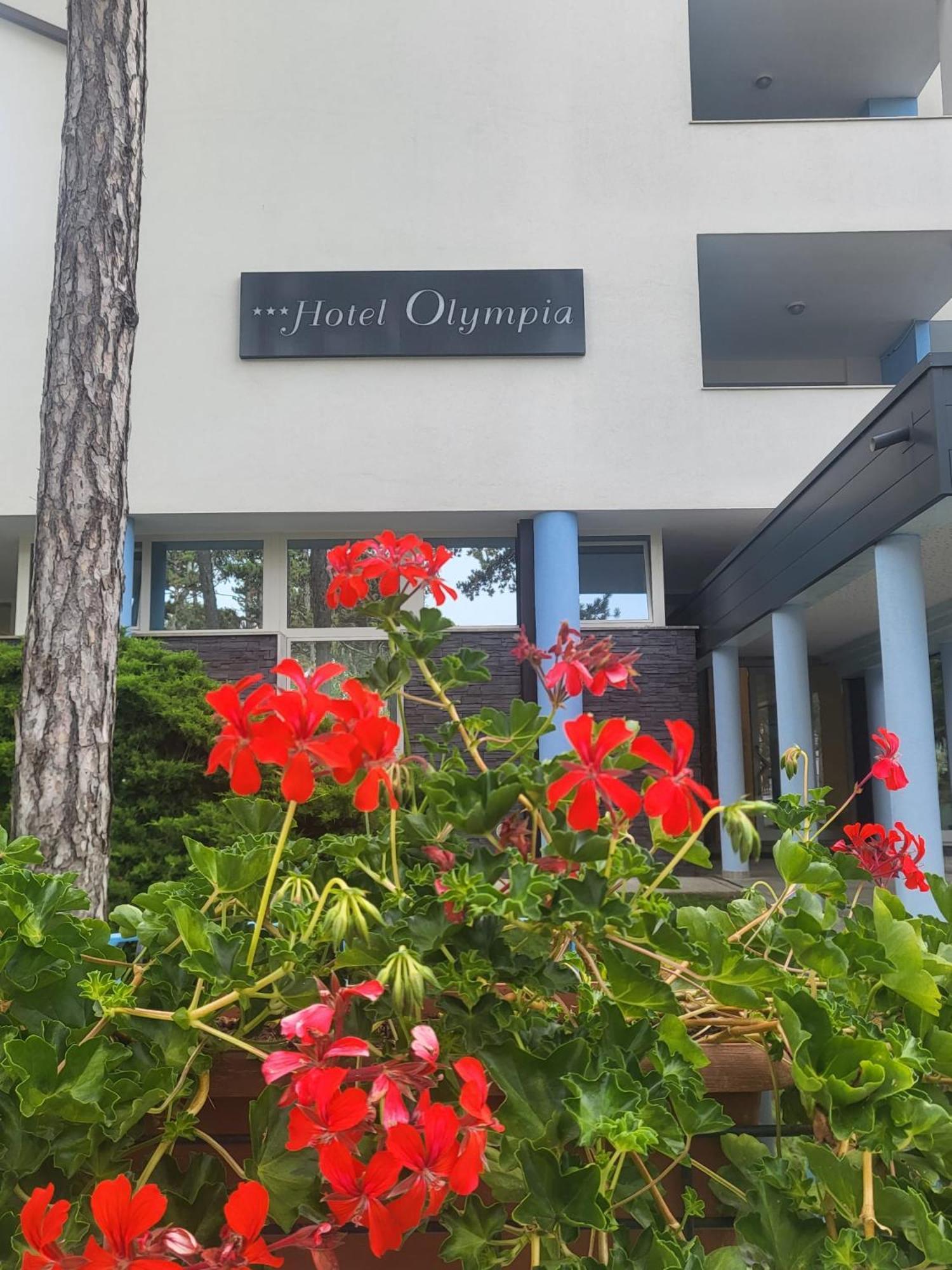 Hotel Olympia Линяно Сабиадоро Екстериор снимка